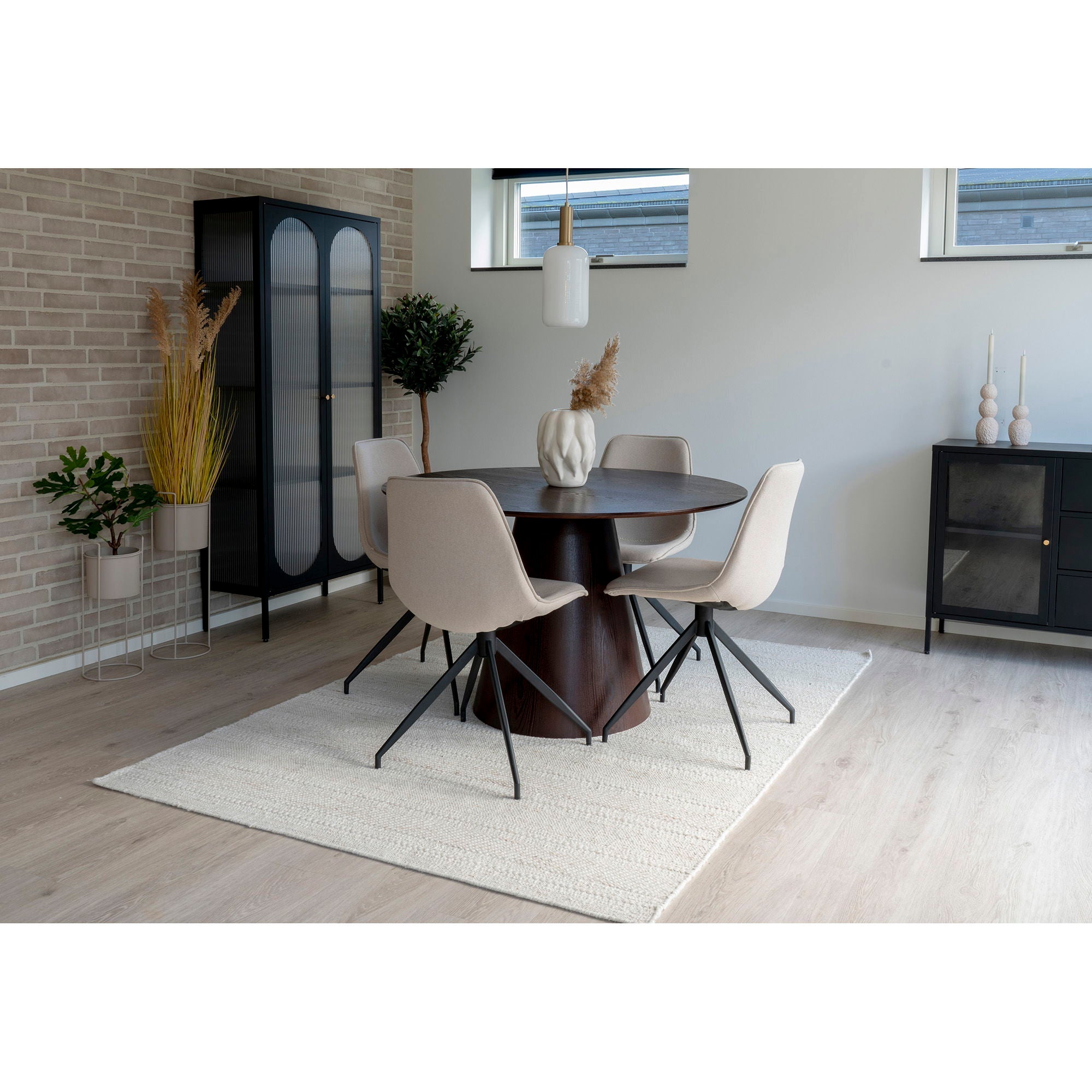 Bolton – Runder Esstisch mit Walnussfurnier, Ø120×75 cm